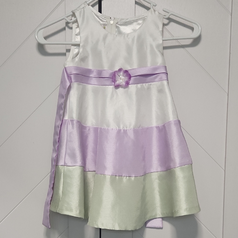 Ashley Ann White and Lavender Dress